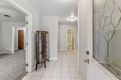 1207 21st St, Huntsville, TX 77340