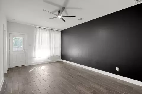 Living - 560 Red Cascade Trl, Willis, TX 77318 photo 3 of 3
