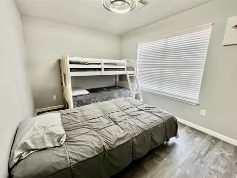 Bedroom - 610 Seashell Dr, Surfside Beach, TX 77541 photo 5 of 8
