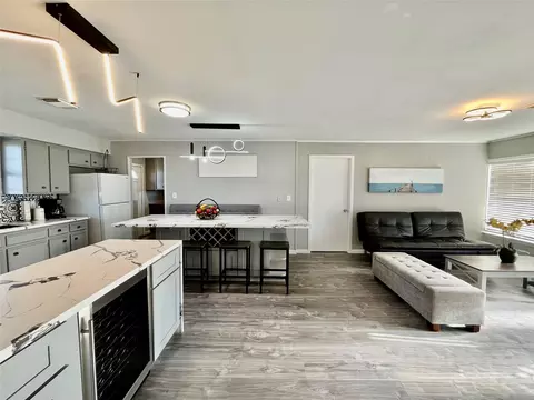 Kitchen - 610 Seashell Dr, Surfside Beach, TX 77541 photo 1 of 10