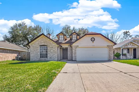 3109 Deer Trail Dr, Alvin, TX 77511