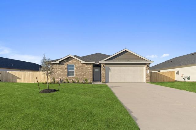 1020 Paddlefish Ln, Alvin, TX 77511