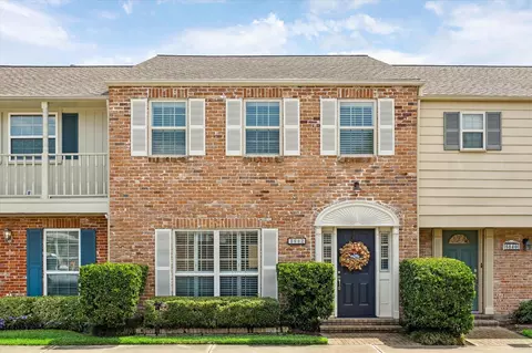 5842 Doliver Dr #47, Houston, TX 77057