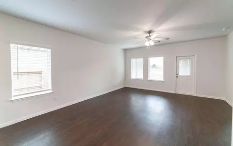 1718 Windrose Bnd, Angleton, TX 77515 photo 5
