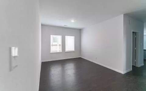 1718 Windrose Bnd, Angleton, TX 77515 photo 3