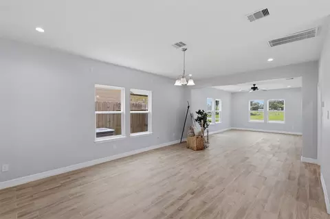 Living - 249 Mcdade St, Hempstead, TX 77445 photo 1 of 4