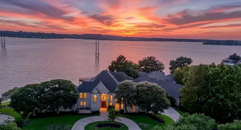 330 Club Island Way, Montgomery, TX 77356