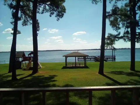 3638 Lake Breeze Ln, Crosby, TX 77532