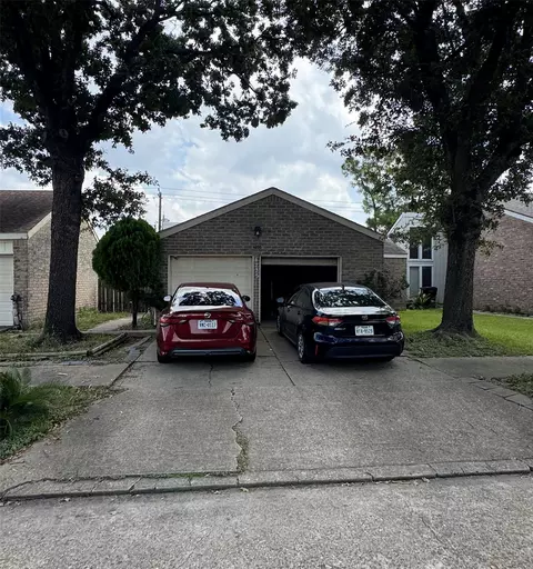 4235 Wildacres Dr, Houston, TX 77072