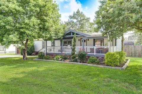 194 Carmen Blvd, Conroe, TX 77306 photo 1