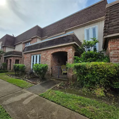 2938 Camelot Ln, Missouri City, TX 77459