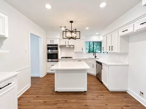 Kitchen - 10715 E Timberwagon Cir, Spring, TX 77380 photo 3 of 6