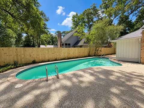 Exterior - 10715 E Timberwagon Cir, Spring, TX 77380 photo 7 of 11