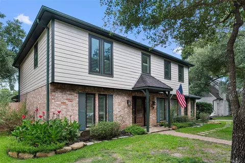 Exterior - 18003 Shadow Valley Dr, Spring, TX 77379 photo 3 of 10