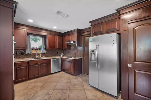 Kitchen - 18003 Shadow Valley Dr, Spring, TX 77379 photo 1 of 5