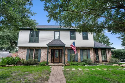 Exterior - 18003 Shadow Valley Dr, Spring, TX 77379 photo 2 of 10