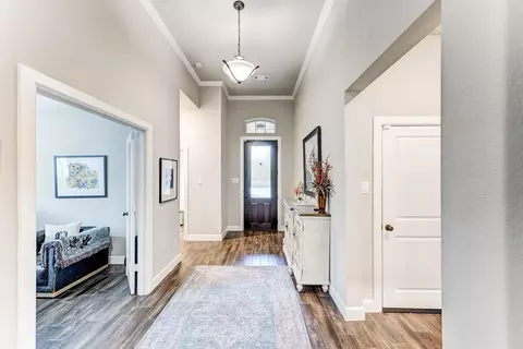 Entry Way - 404 Summit Ridge Ct, Willis, TX 77318 photo 2 of 2