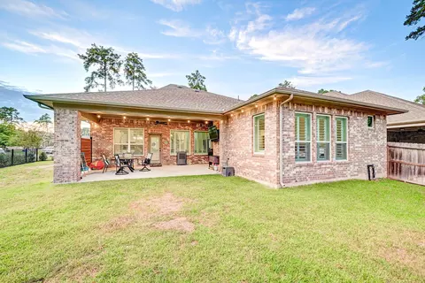 Exterior - 404 Summit Ridge Ct, Willis, TX 77318 photo 8 of 8