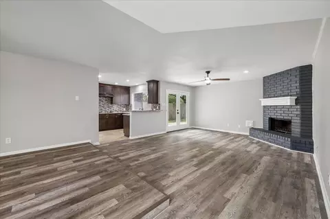 16714 Rockbend, Houston, TX 77084