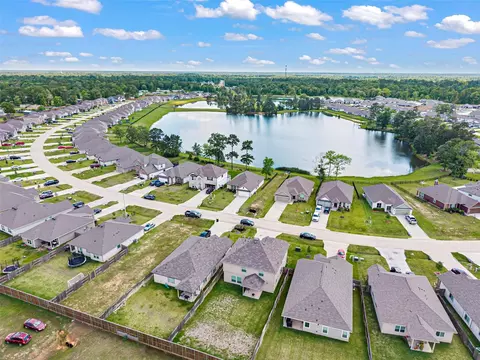 View/Area - 383 Shoreview Dr, Conroe, TX 77303 photo 10 of 10