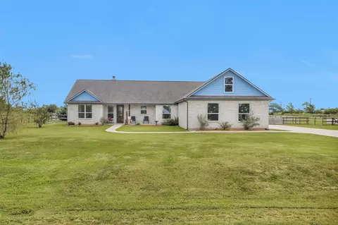 9123 Scarborough Dr, Iola, TX 77861
