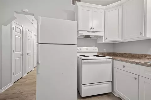 Kitchen - 9898 Arbor Oak, Willis, TX 77318 photo 2 of 4