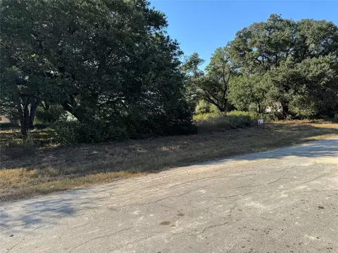 500 21st St, Hempstead, TX 77445