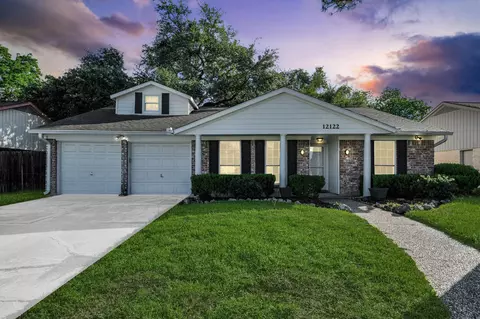 12122 Dorrance Ln, Meadows Place, TX 77477
