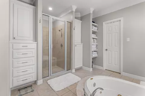 Bath - 25123 Arcane Ct, Spring, TX 77389 photo 1 of 6