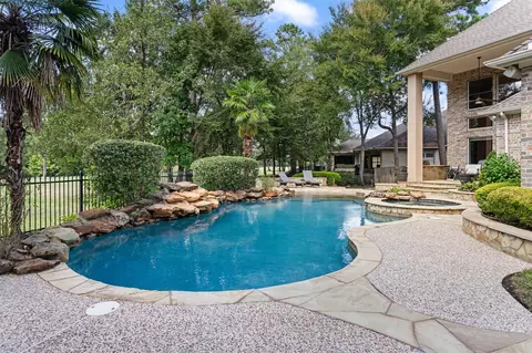 Exterior - 25123 Arcane Ct, Spring, TX 77389 photo 7 of 8