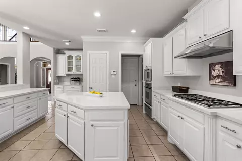 Kitchen - 25123 Arcane Ct, Spring, TX 77389 photo 2 of 4
