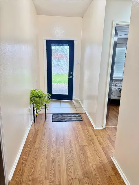 Entry Way - 3719 Nutwood Ln, Spring, TX 77389 photo 2 of 3