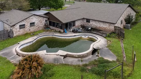 Exterior - 5534 Avanak St, Spring, TX 77389 photo 3 of 4