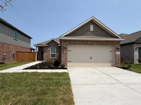 8839 New Jade Dr, Iowa Colony, TX 77583
