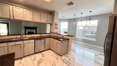 14802 Belterraza Dr, Houston, TX 77083