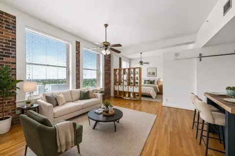 915 Franklin St #6F, Houston, TX 77002