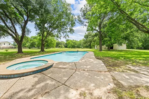 21310 Rosehill Church Rd, Tomball, TX 77377