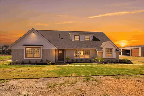 4918 Farmer Rd, Alvin, TX 77511