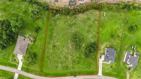 950 Lakeland Cir, Rosharon, TX 77583