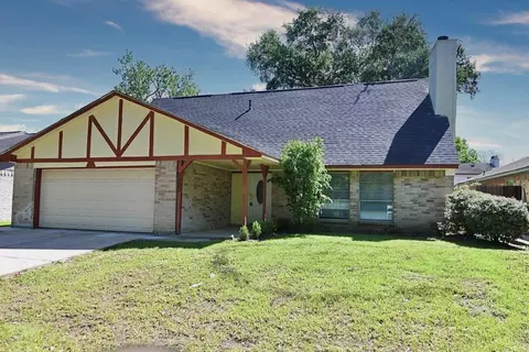 7207 San Pablo Dr, Houston, TX 77083