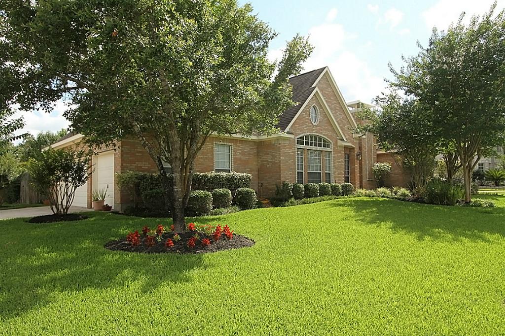 6603 Glenhill Dr, Spring, TX 77389 photo 1