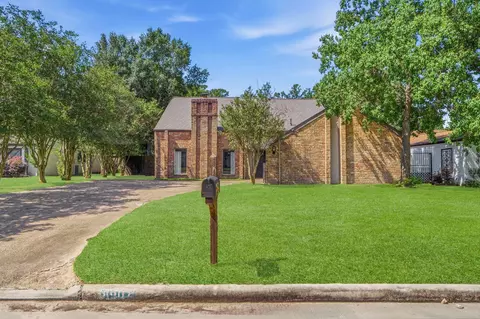 8907 Wilson Reid Dr, Houston, TX 77040