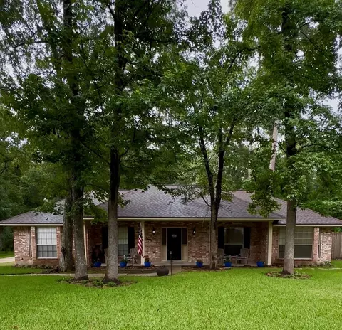 97 Panorama Dr, Panorama Village, TX 77304
