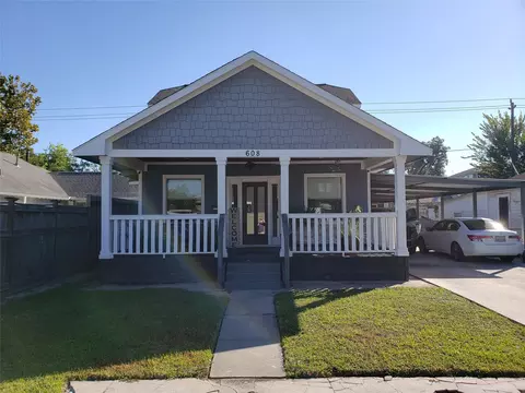 608 Archer St, Houston, TX 77009