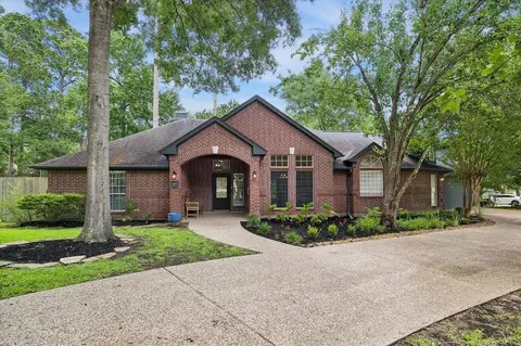 109 Dawns Edge Dr, Montgomery, TX 77356