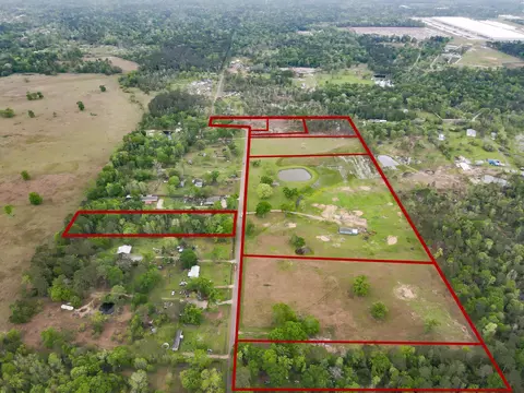 18448 Pickering Rd, Conroe, TX 77302 photo 3