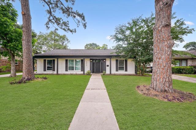5630 Lymbar Dr, Houston, TX 77096