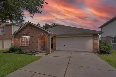 2827 Fox Mountain Dr, Spring, TX 77386 photo 1