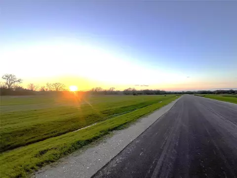 2465 Coronado Estates Dr, Bryan, TX 77808 photo 4