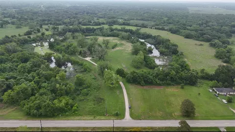 2627 Fm 524, Sweeny, TX 77480 photo 3